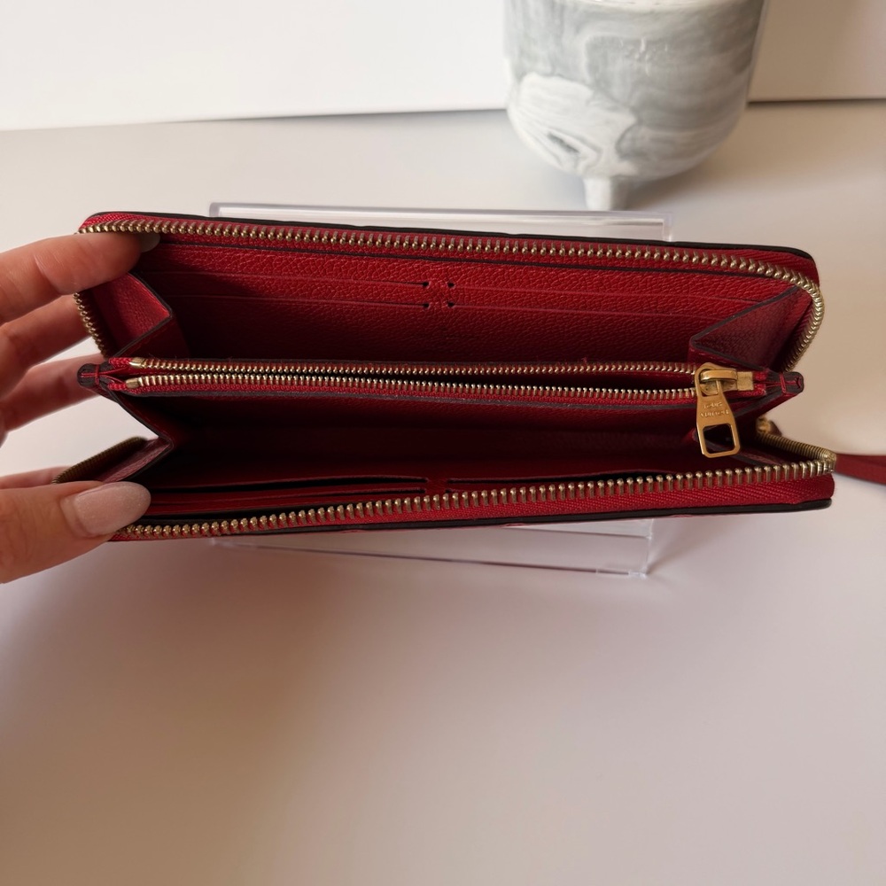 Authentic Louis Vuitton Zippy Wallet Empreinte Leather – Bold Red – - Picture 7 of 17
